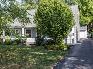 435 Glen Park Dr, Bay Village, OH 44140