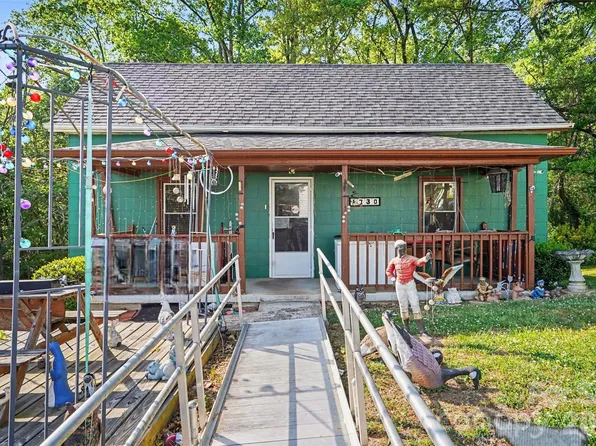 1730 2nd Street Pl SW, Hickory, NC 28602
