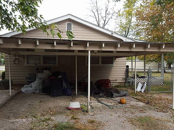 2nd image of 120 N 5th Ave