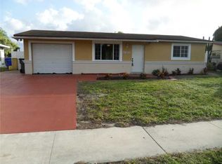 7250 Freedom St, Hollywood, FL 33024