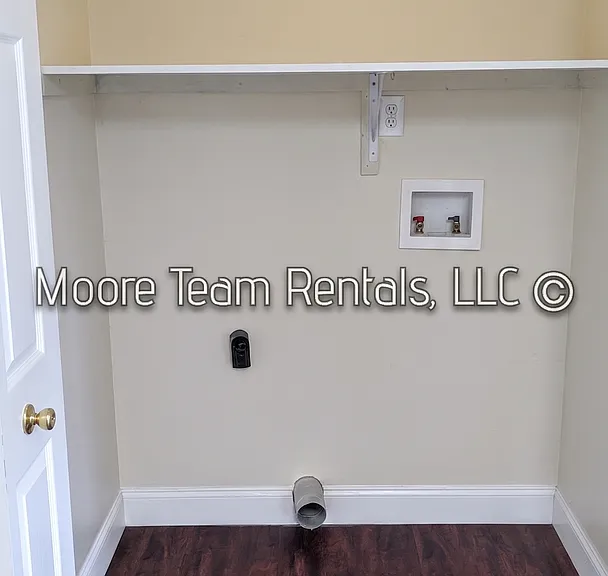120 Robin St — Photo 13