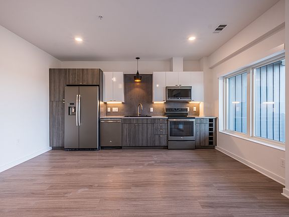 2nd image of 4361 S Congress Ave Unit 509