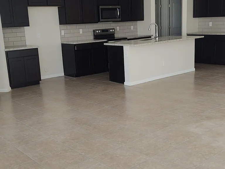 17844 W Villa Hermosa Ln — Photo 5