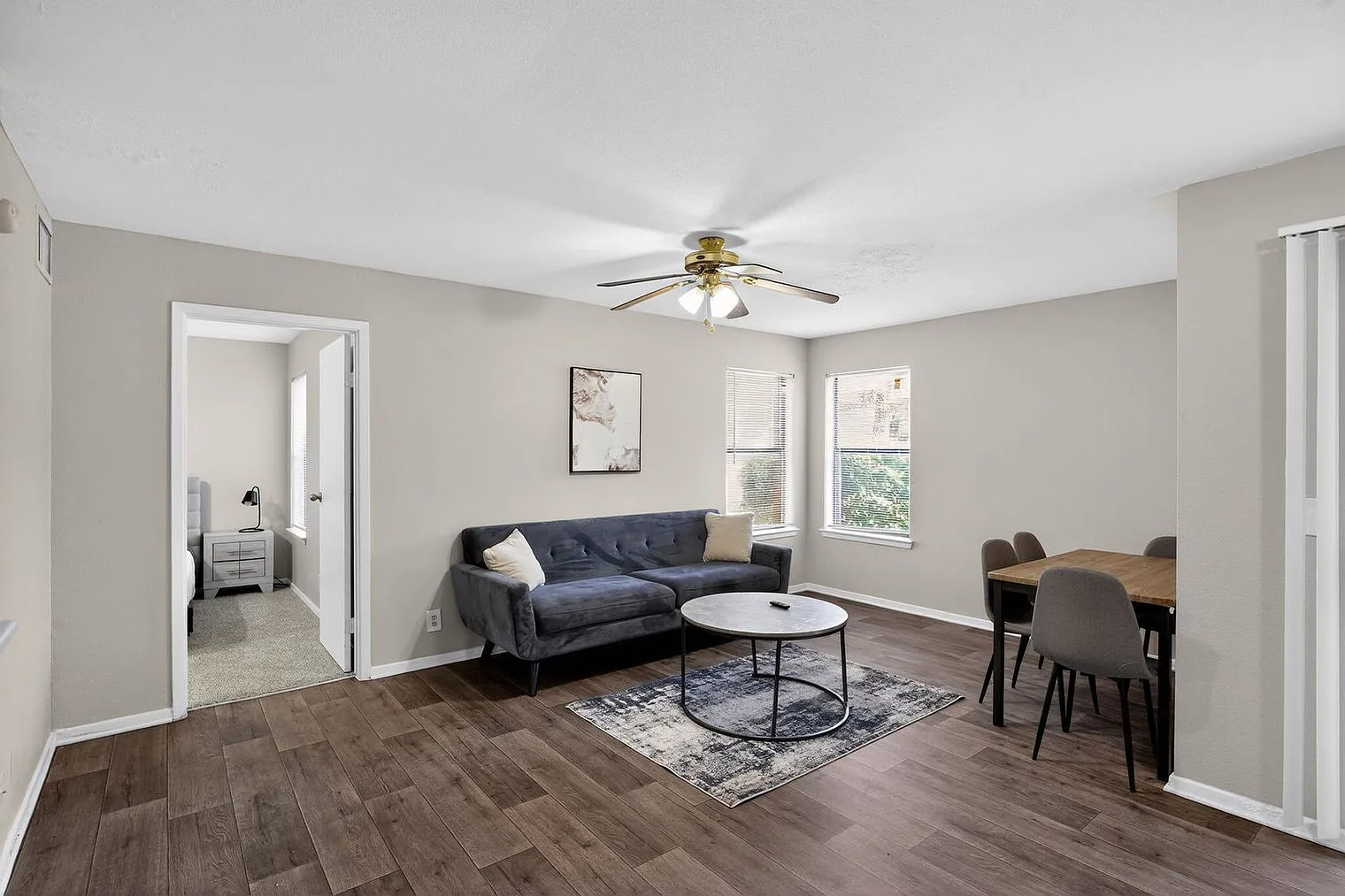 2 bed, 2.0 bath, 10301 sqft, $2,550 — Photo 1