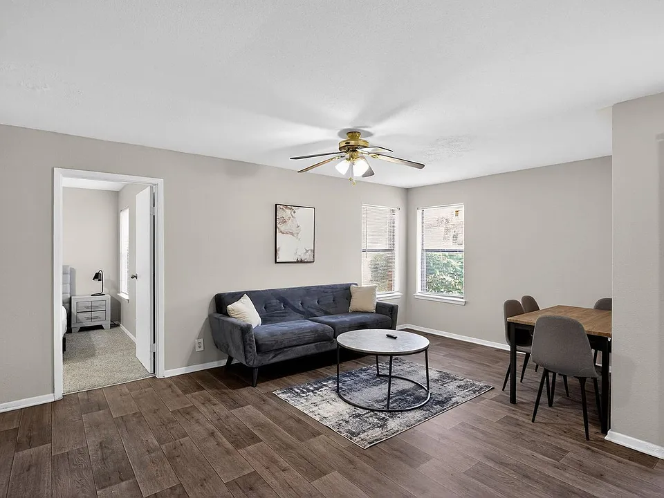 126 Creekstone Cir #2-ID1612645P