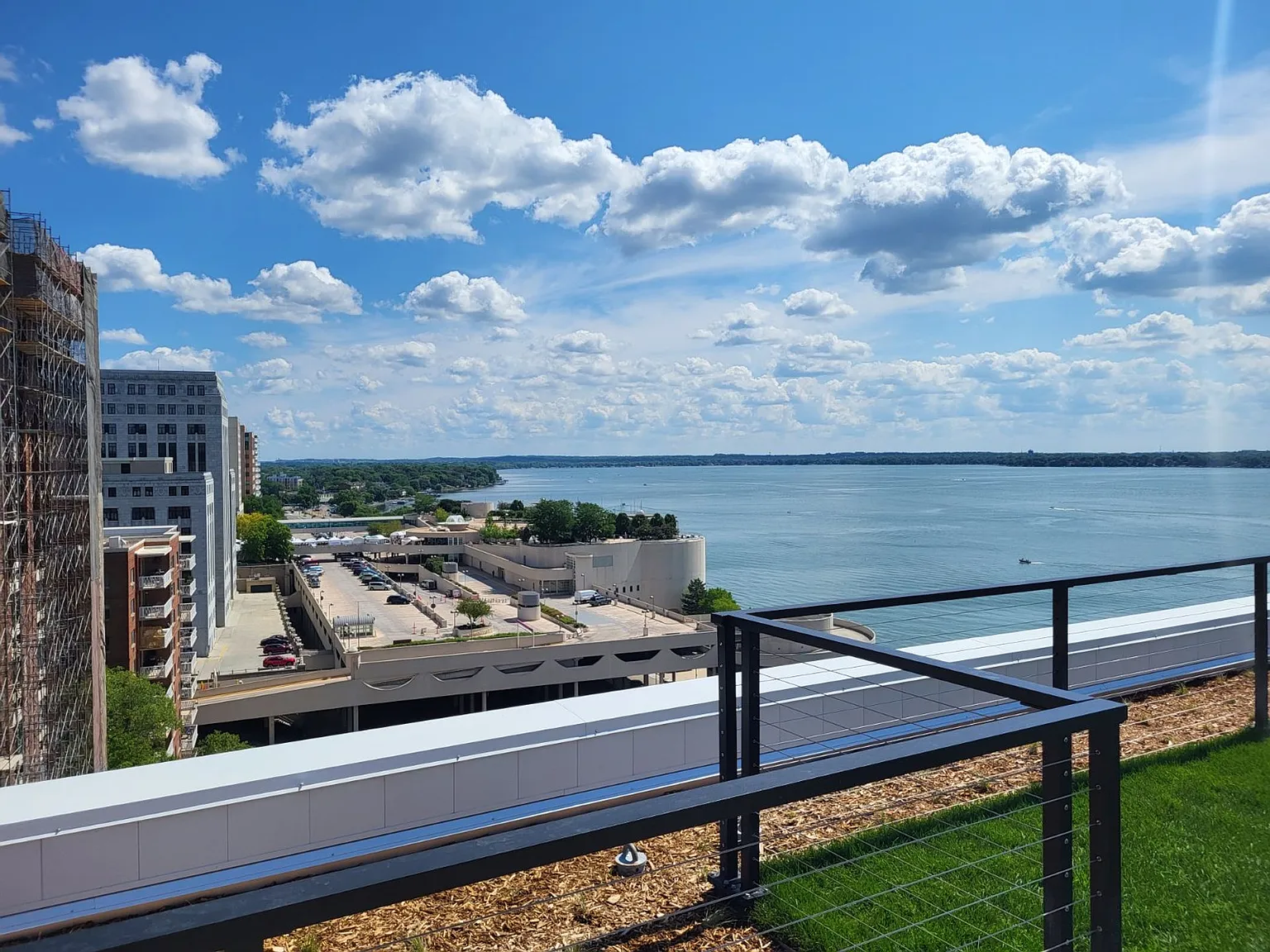 The Adria 179 W. Wilson St. — Photo 4