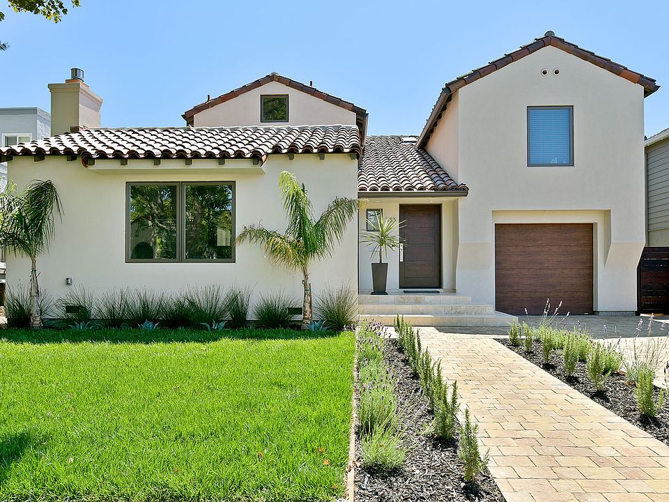 2nd image of 333 Avila Rd
