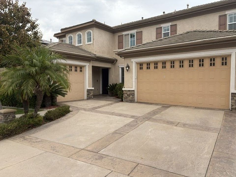 1st image of 45486 Olive Ct