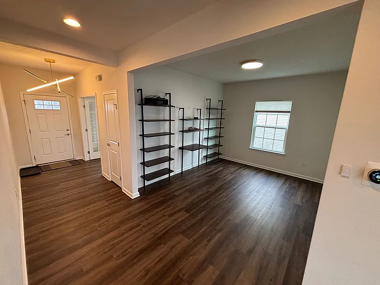 2925 Pinnacle Dr — Photo 10