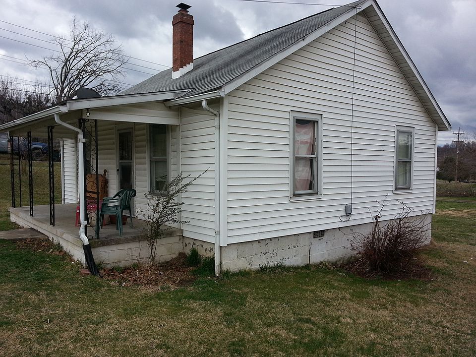 2nd image of 1717 3rd St