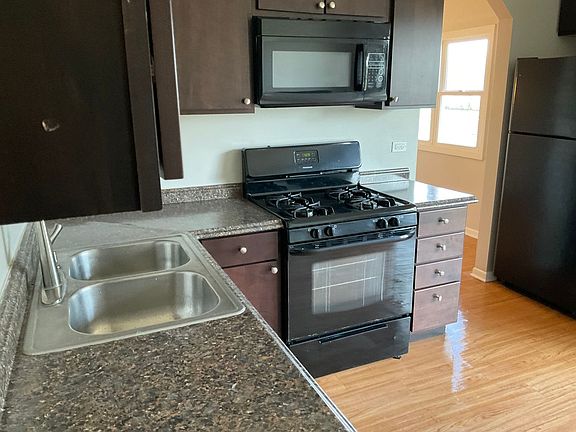 3rd image of 5153 Imperial Dr