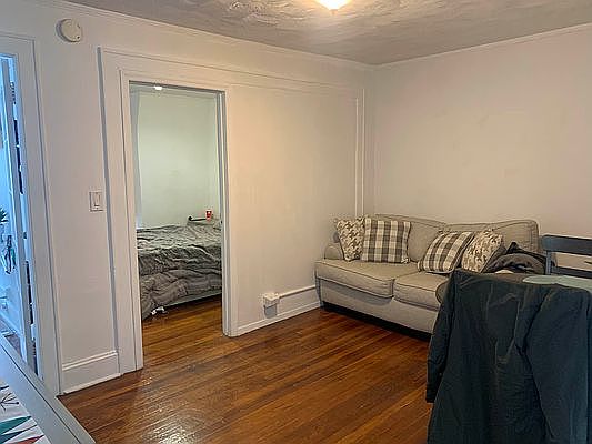 5th image of 20-43 32nd St #3