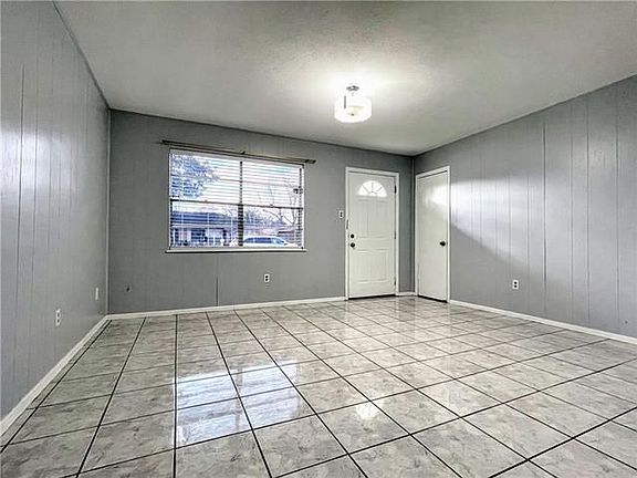 4th image of 2964 Mount Kennedy Dr