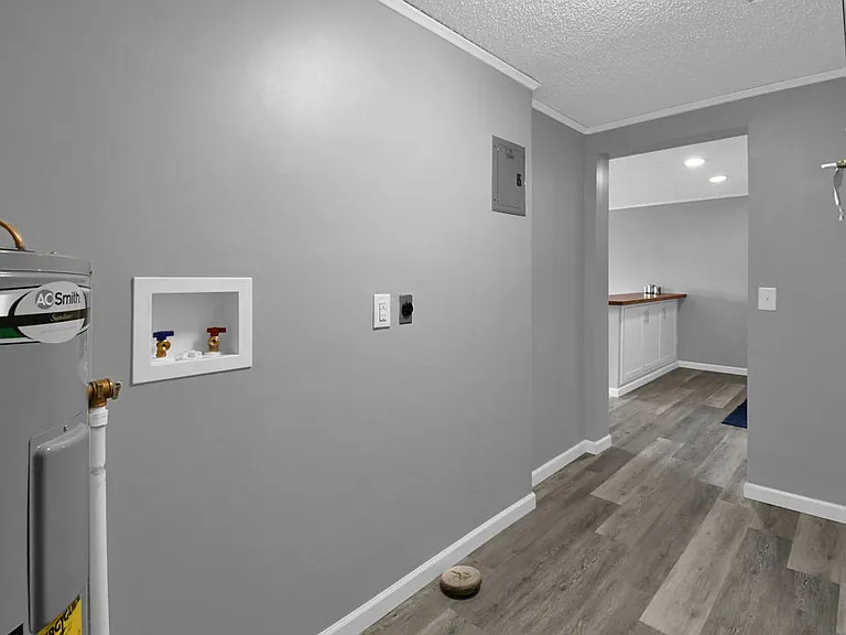 Willow Run Apartments — Photo 11