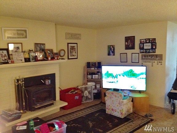 4th image of 2309 111th Avenue Ct E