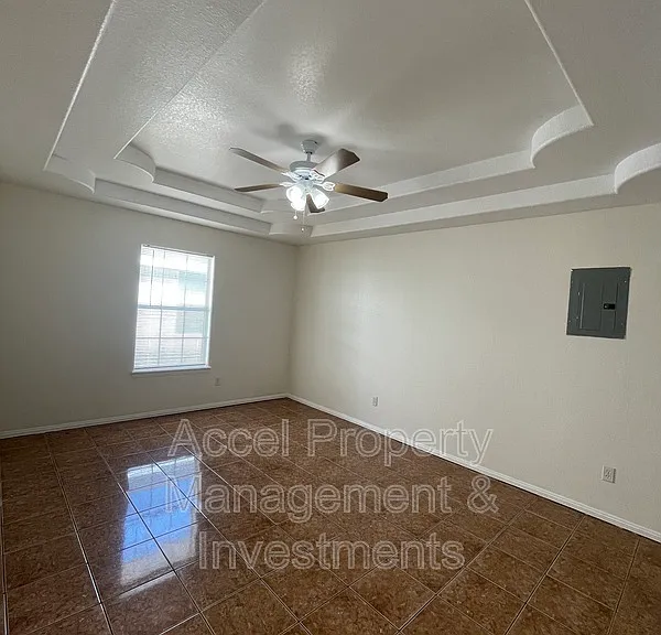 1712 Phoenix St #3 — Photo 11