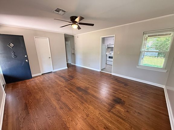 4th image of 2739 E 3rd St