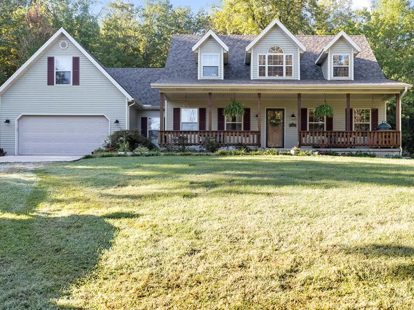 302 Country Hills Drive, Strafford, MO 65757