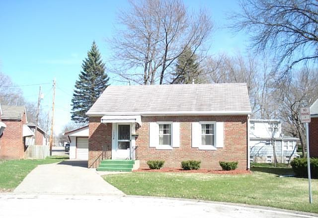 1st image of 1204 29th Avenue Ct