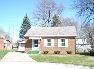 1204 29th Avenue Ct, Moline, IL 61265