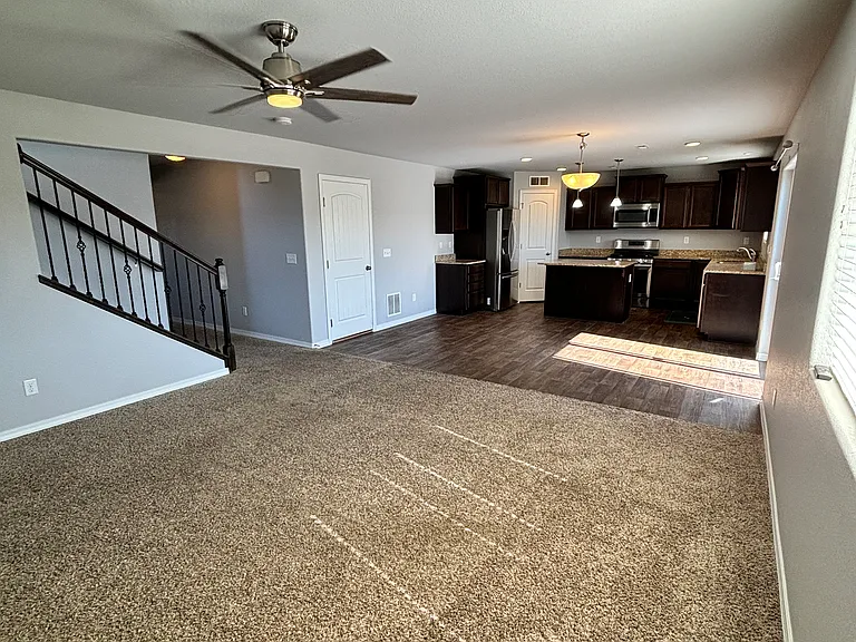 8405 Needle Drop Ct — Photo 4