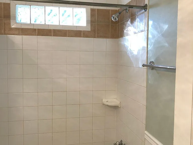 1676 Bristol Dr NE — Photo 16