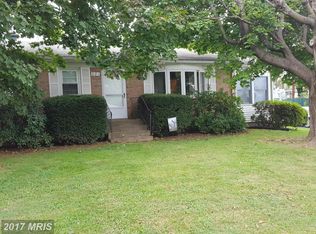221 N 31st St, Purcellville, VA 20132