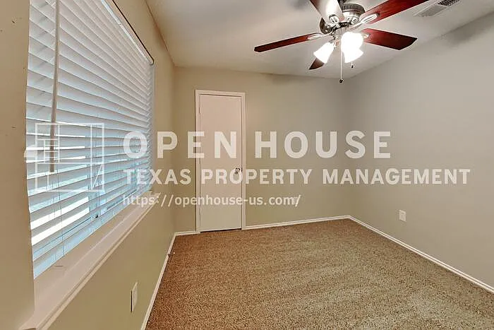 1217 Seabrook Dr — Photo 15