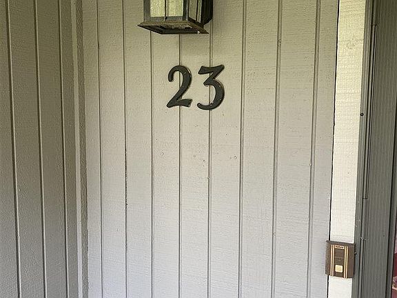 3rd image of 1401 N Pierce St APT 23