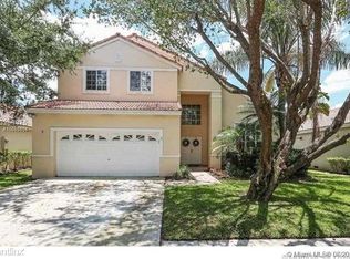 300 Cameron Dr, Fort Lauderdale, FL 33326