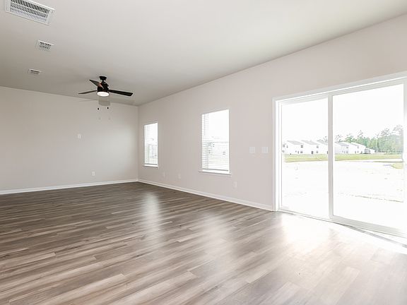 5th image of 454 Navona Dr