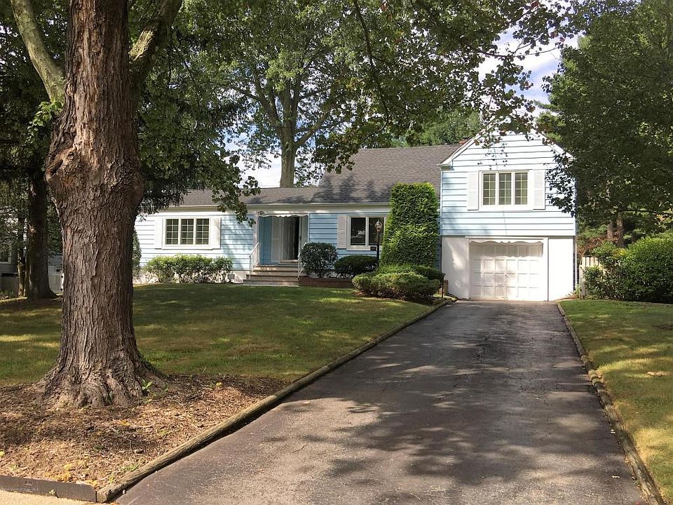 1st image of 146 Park Ave