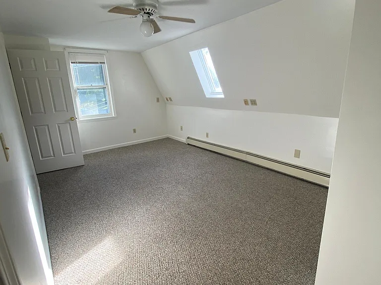 54 Lincoln St #A — Photo 4