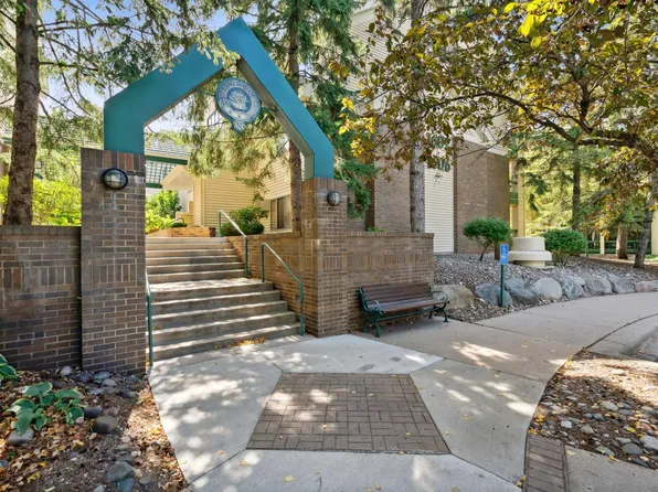 7606 York Ave S APT 7301, Edina, MN 55435