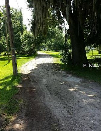 3rd image of 2804 Stewart Acres Ln