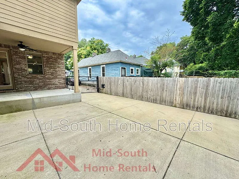 82 N Rembert St — Photo 2