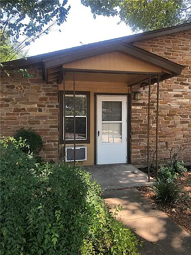 7007 Guadalupe St #1 Photo 1
