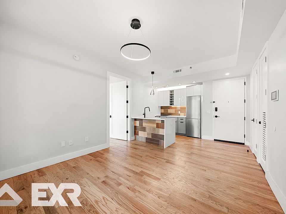 1st image of 2112 Avenue P #202