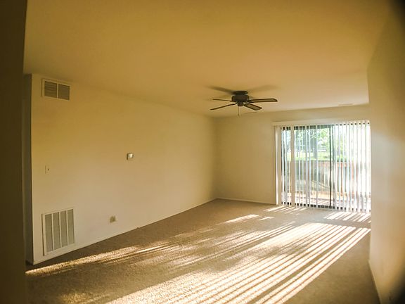 4th image of 1102 Hinswood Dr APT 207