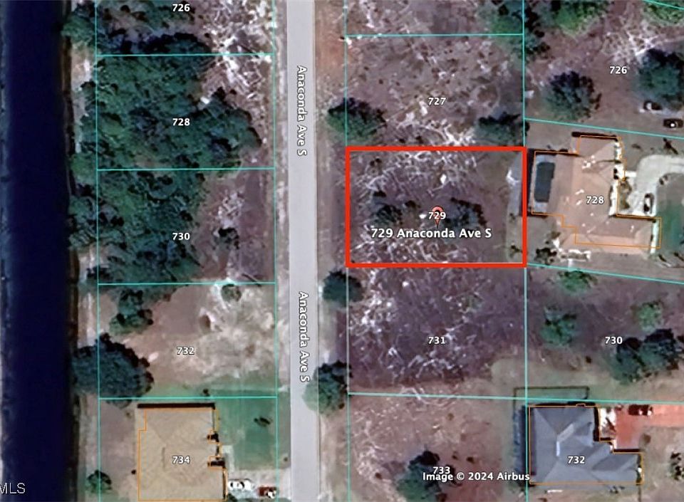 1st image of 724 Anaconda Ave S