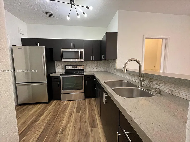 3510 SW 170th Ave — Photo 9