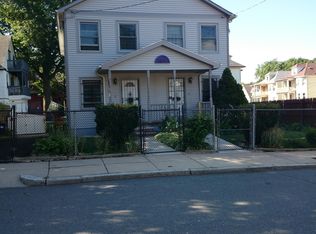 28 Athelwold St, Dorchester, MA 02124