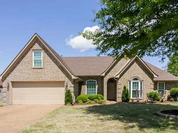 40 Sweet Leaf Ln, Oakland, TN 38060