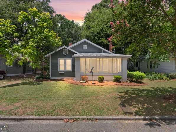 109 S Mulberry St, Statesboro, GA 30458