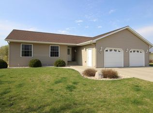 445 Main St, Evansville, MN 56326
