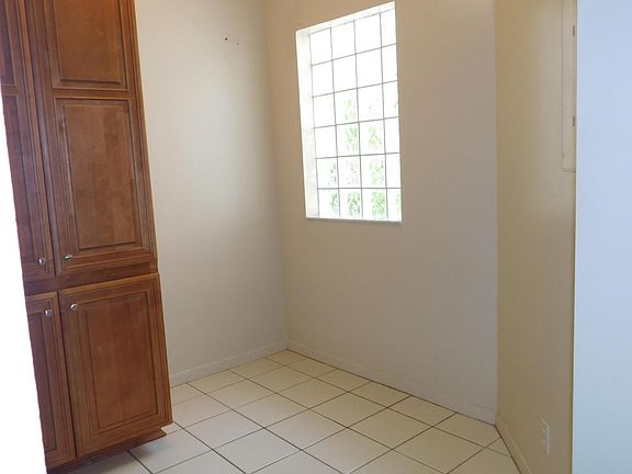 4th image of 5414 Venetia Ct APT F