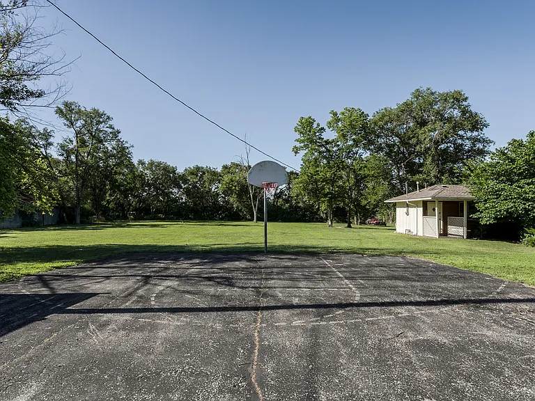 10355 Kill Creek Rd — Photo 20