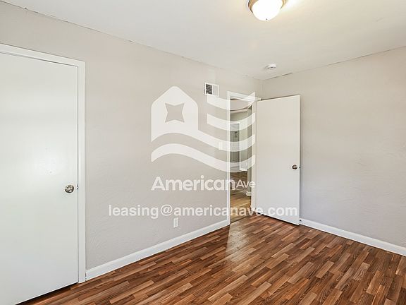 609825_013_bedroom_13.jpg