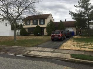 54 Shining Way, Toms River, NJ 08753