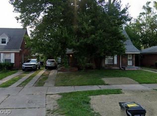 19994 Meyers Rd, Detroit, MI 48235